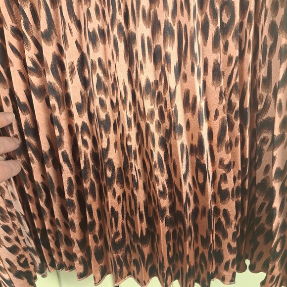 PEYTON JENSEN Pleated Animal Print Salmon Pink Black Midi Skirt Silky Size Small - Picture 4 of 9